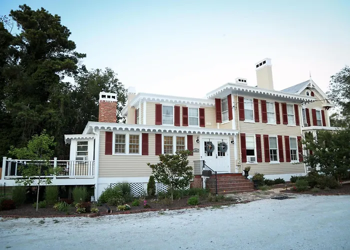 Cypress River Inn & Spa